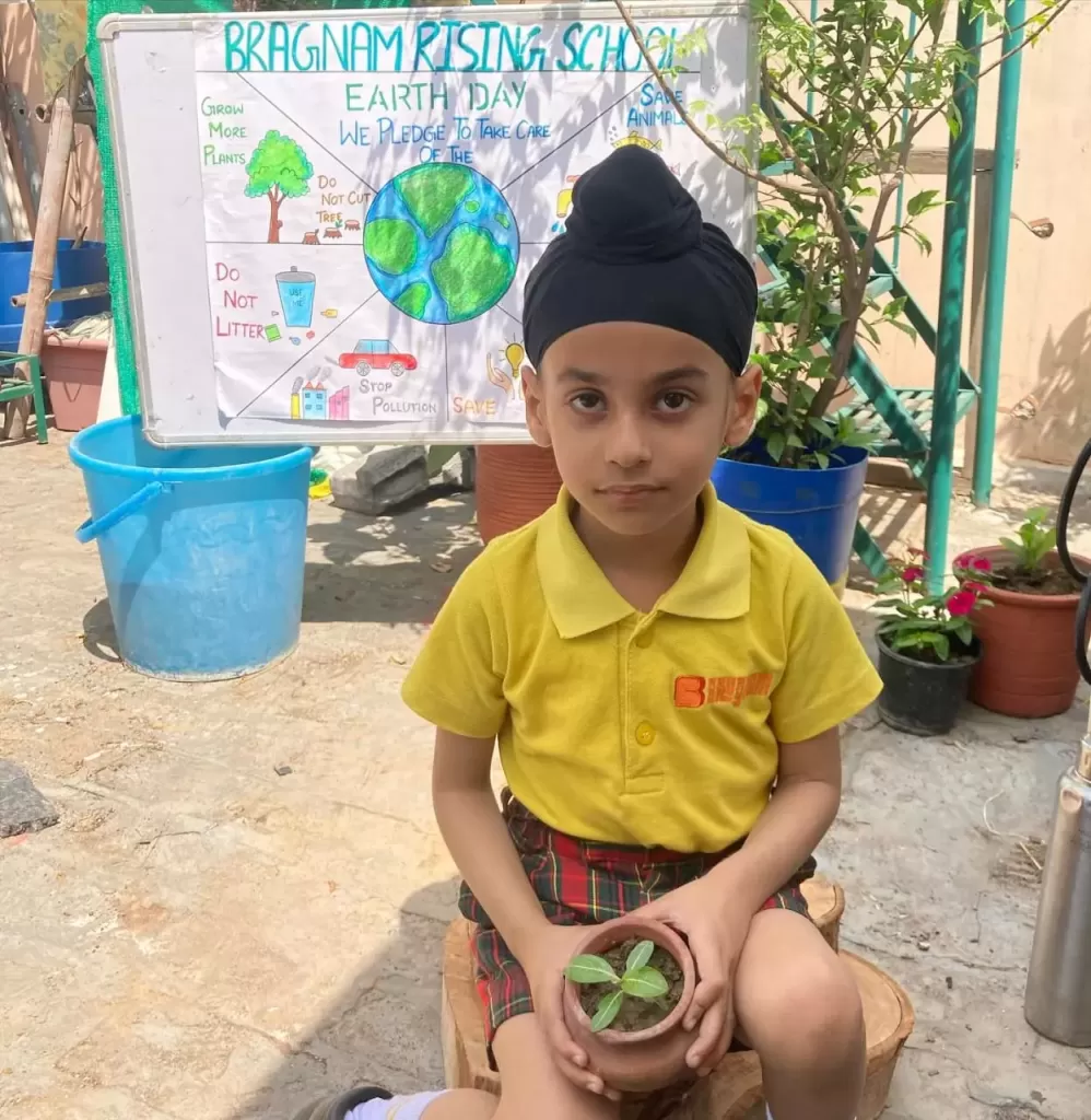 earth day activity celebrated at bragnam pre school zirakpur punjab 7